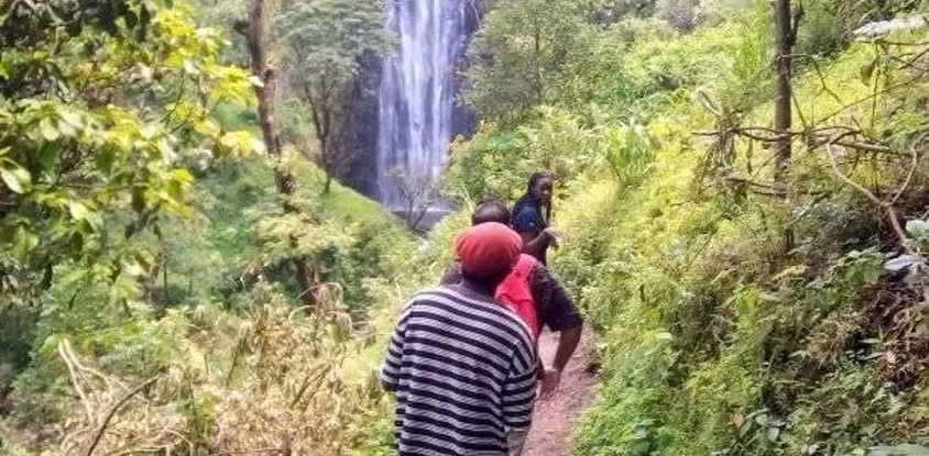 Day trip to materuni waterfall and coffee tour 