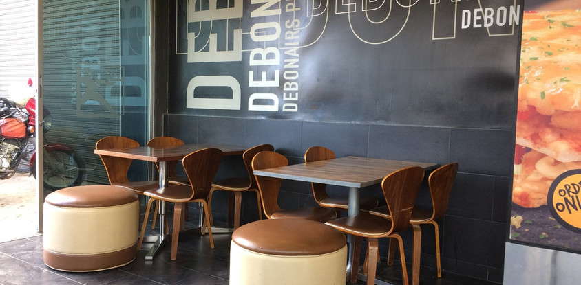Debonairs Pizza