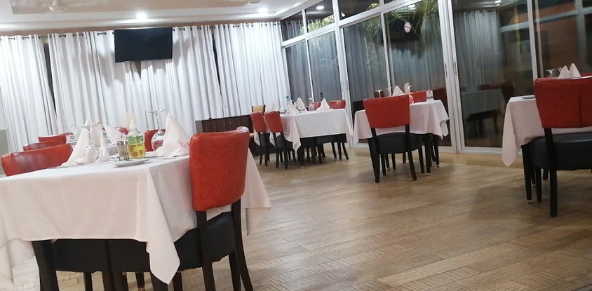 Hotels Zind Naaba Café des Arts