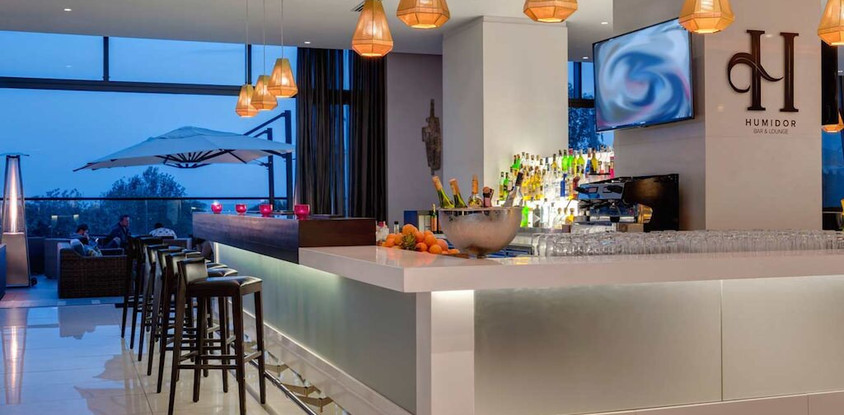 Humidor Lobby Lounge & Bar