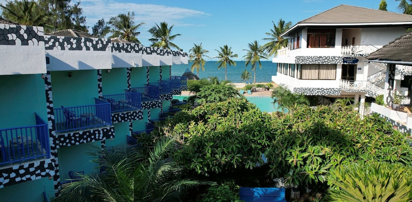 Kasakazi (Beach Comber)