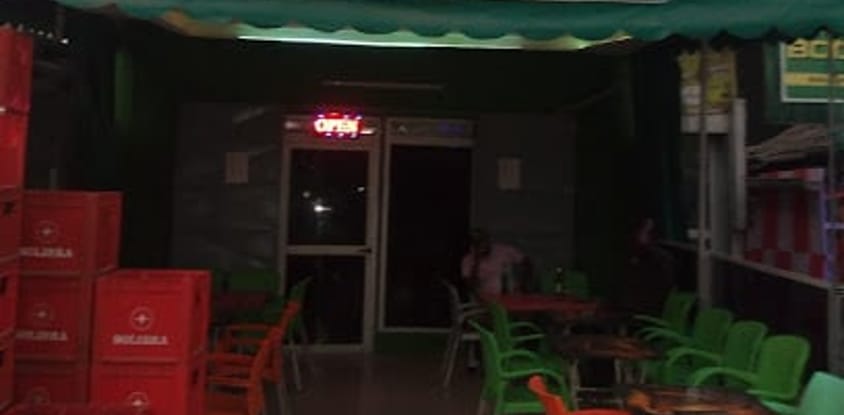 Le Metro Bar-Restaurant