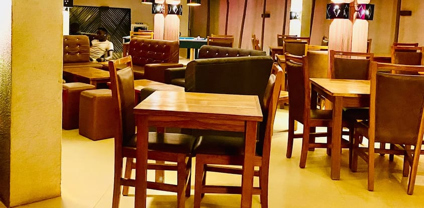 Le Rendez-Vous ouvert 7/7 j pour location/évènement