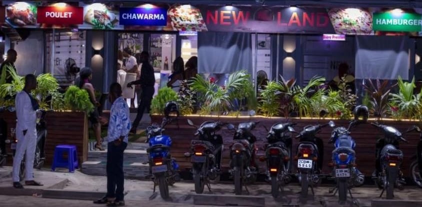 New Land Lounge Bar - Restaurant