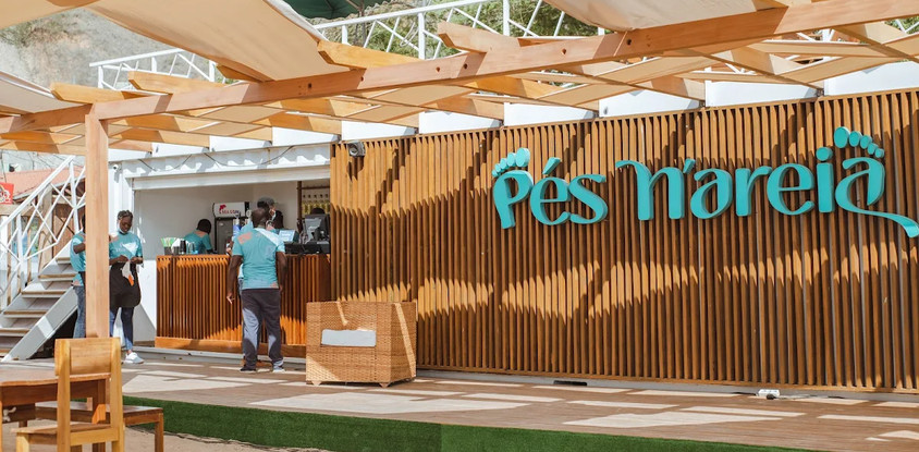 Pés Na Areia Beach Restaurant