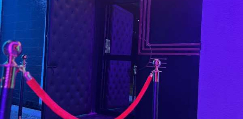 Power lounge