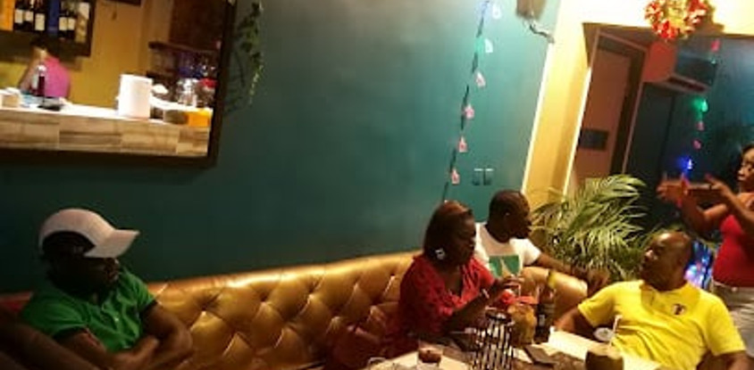 Someet Lounge Bar