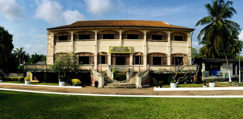 Visite guidée 2h - musée du costume de grand-bassam