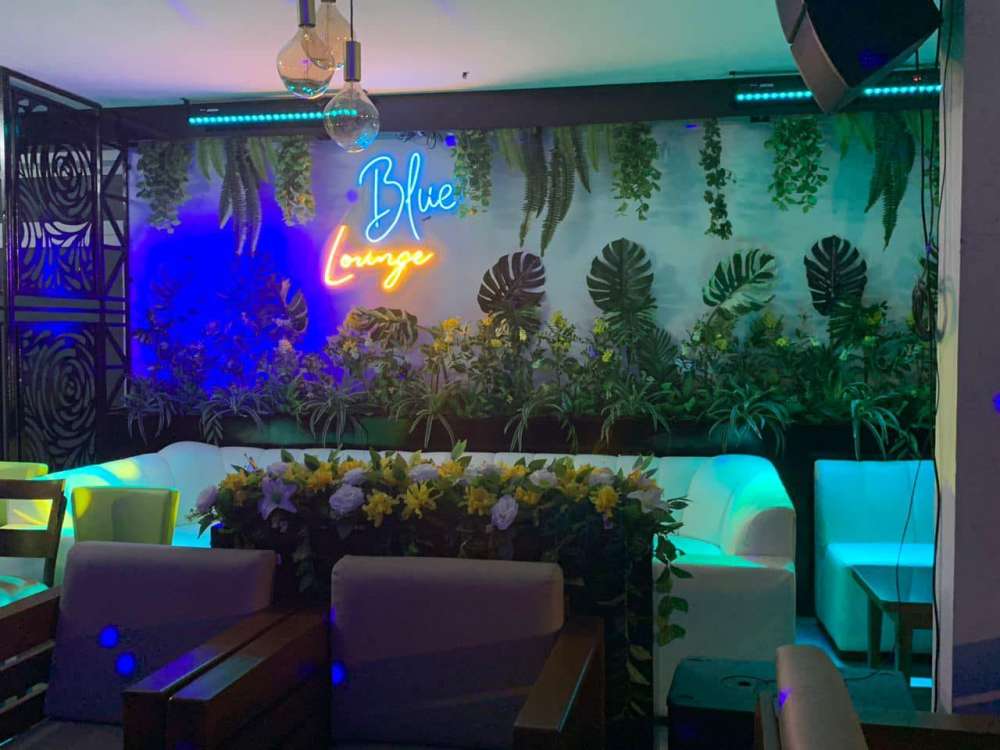 Blue Lounge - Restaurant Abidjan - Tripinafrica