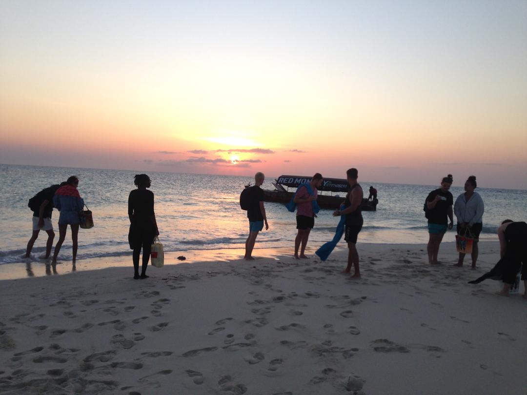 full-day-nyange-sand-bank-hkrHpqFbn0.jpeg