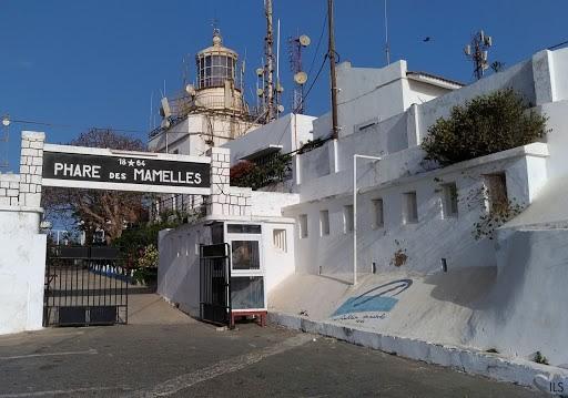 phare-des-mamelles.jpg