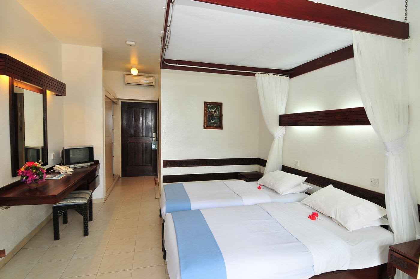 the_reef_hotel_mombasa KiBp9.jpg