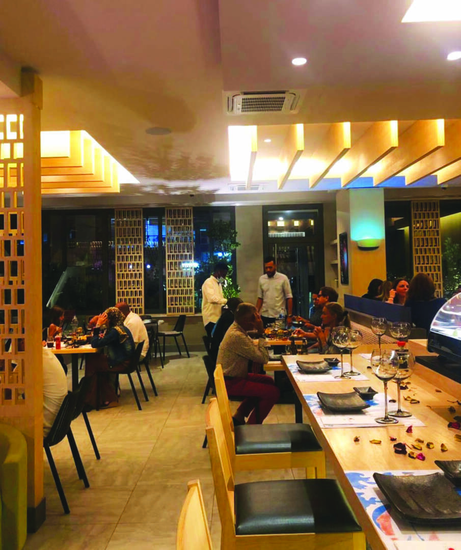 Tsunami restaurant la