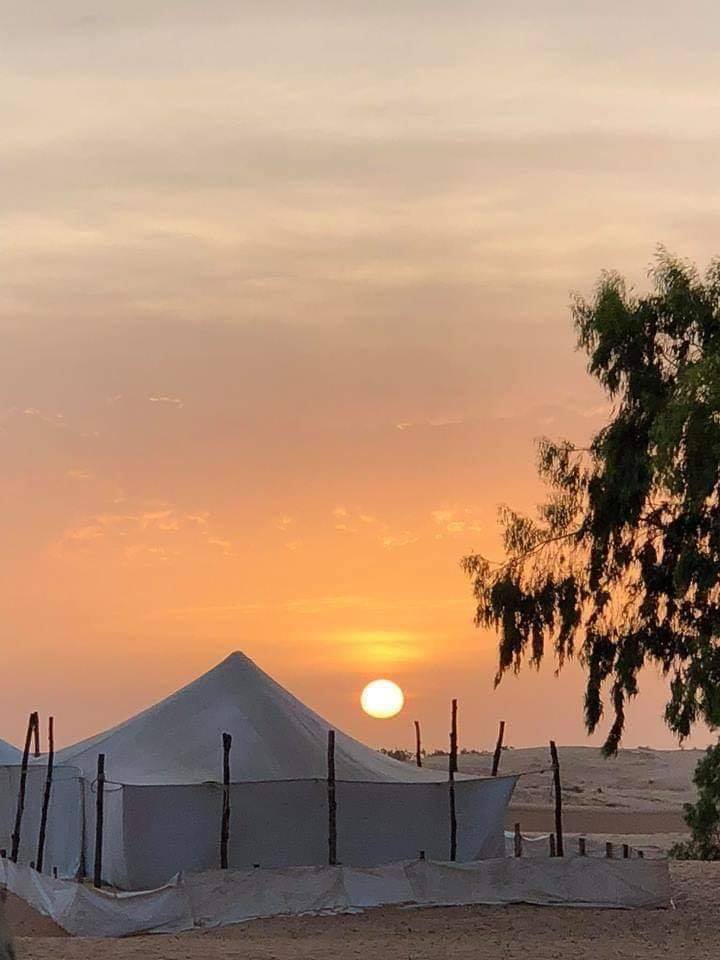 une nuit dans le desert de loumpoul 2kPKcutKrj.jpeg